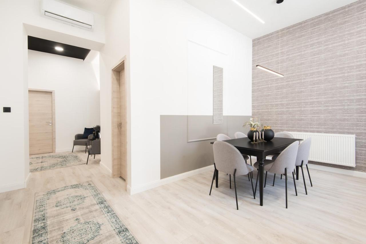 Holló 3 Bedroom Downtown Budapest